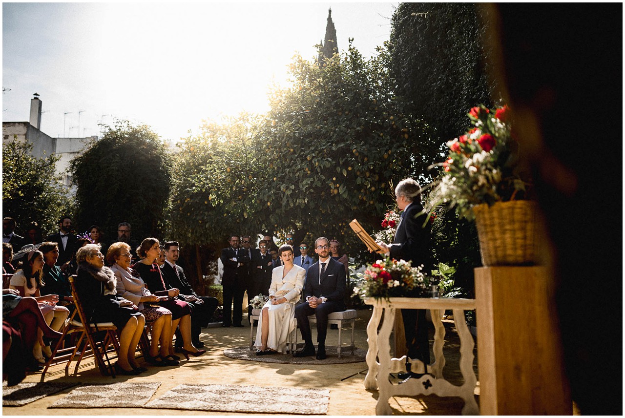 Momento de la ceremonia matrimonial en Casa Bucarelli