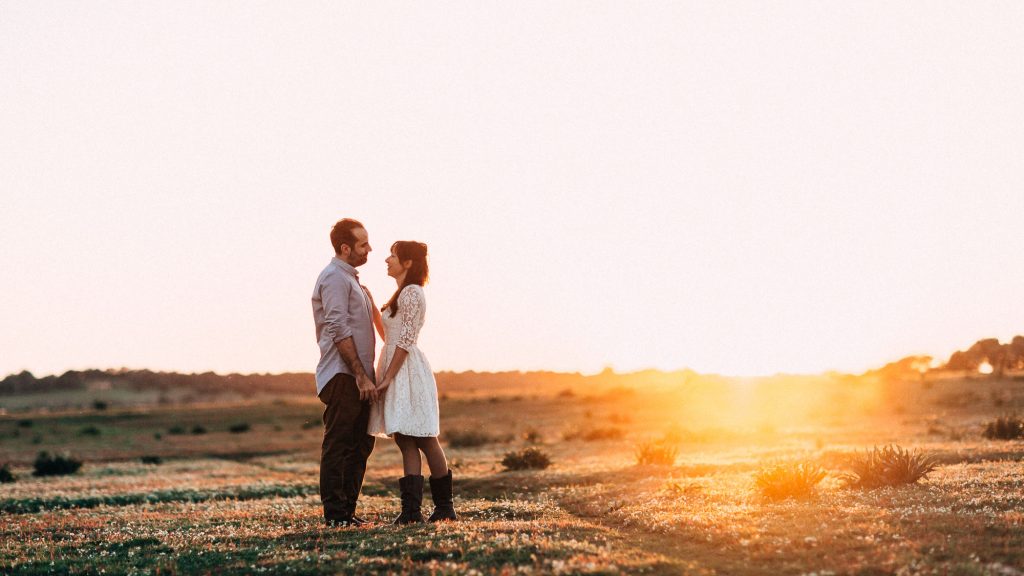 Una puesta de sol para fotos de pareja