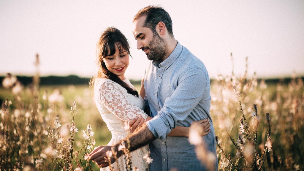 Un atardecer para fotos de pareja