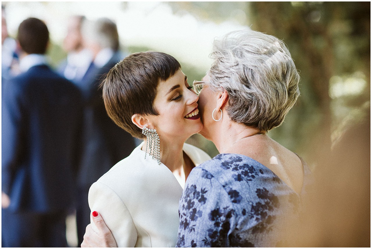 La novia y su abuela