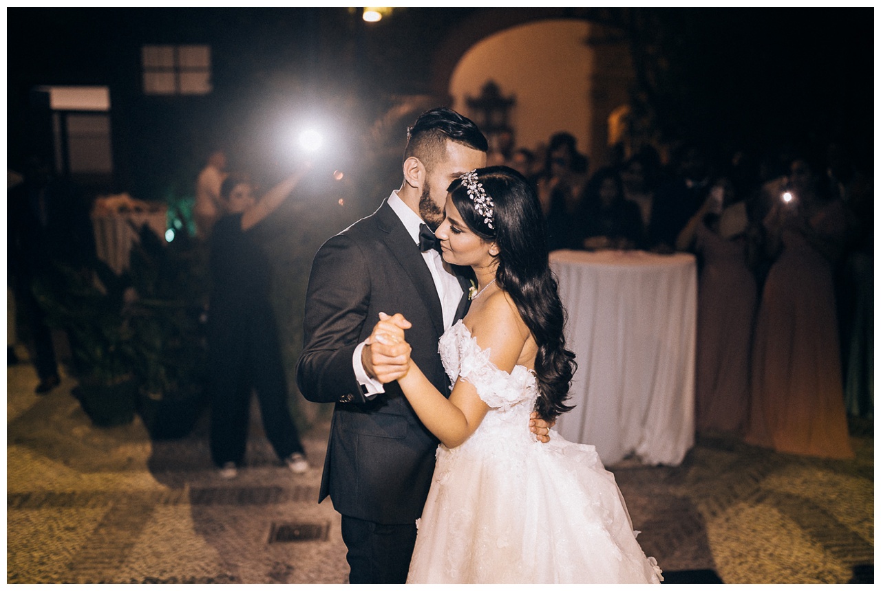 Boda de destino persa en Casa Guardiola