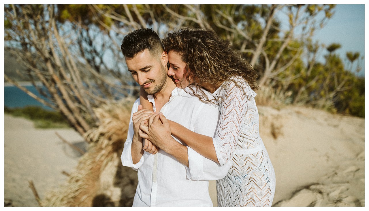 abrazo de pareja